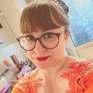 Meet your Posher, Jade-emma